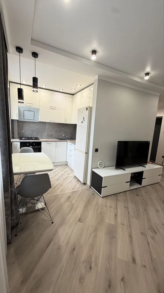 Sale of a luxurious apartment in the Central district