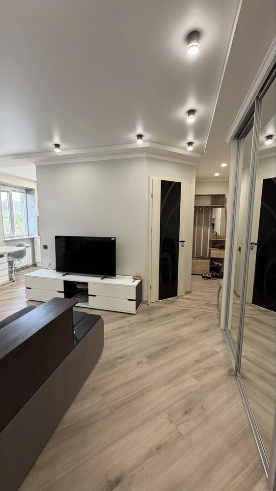 Sale of a luxurious apartment in the Central district