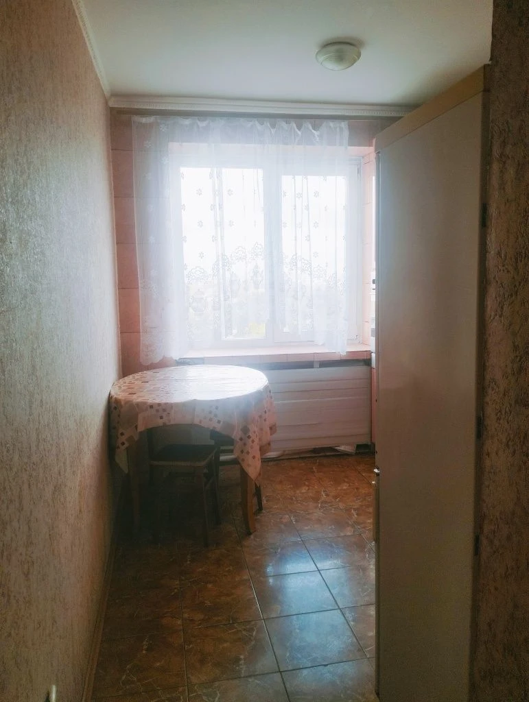 2-кімнатна квартира, вул. Британська, центр міста