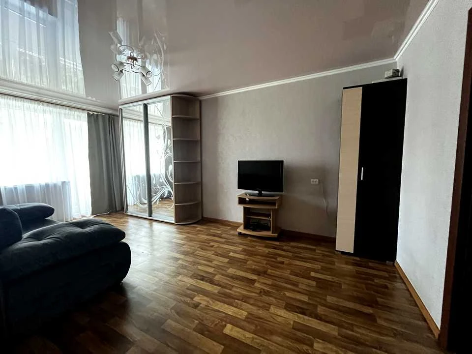 Apartment. Sumy, Metalyurgov str.