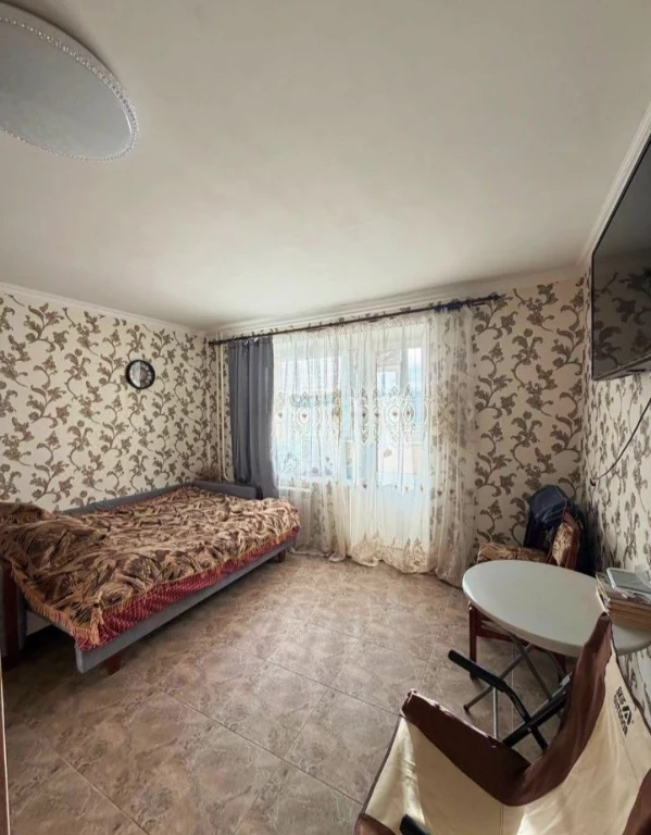 For Sale: 1-Bedroom Apartment, 10th District, Beriz District.