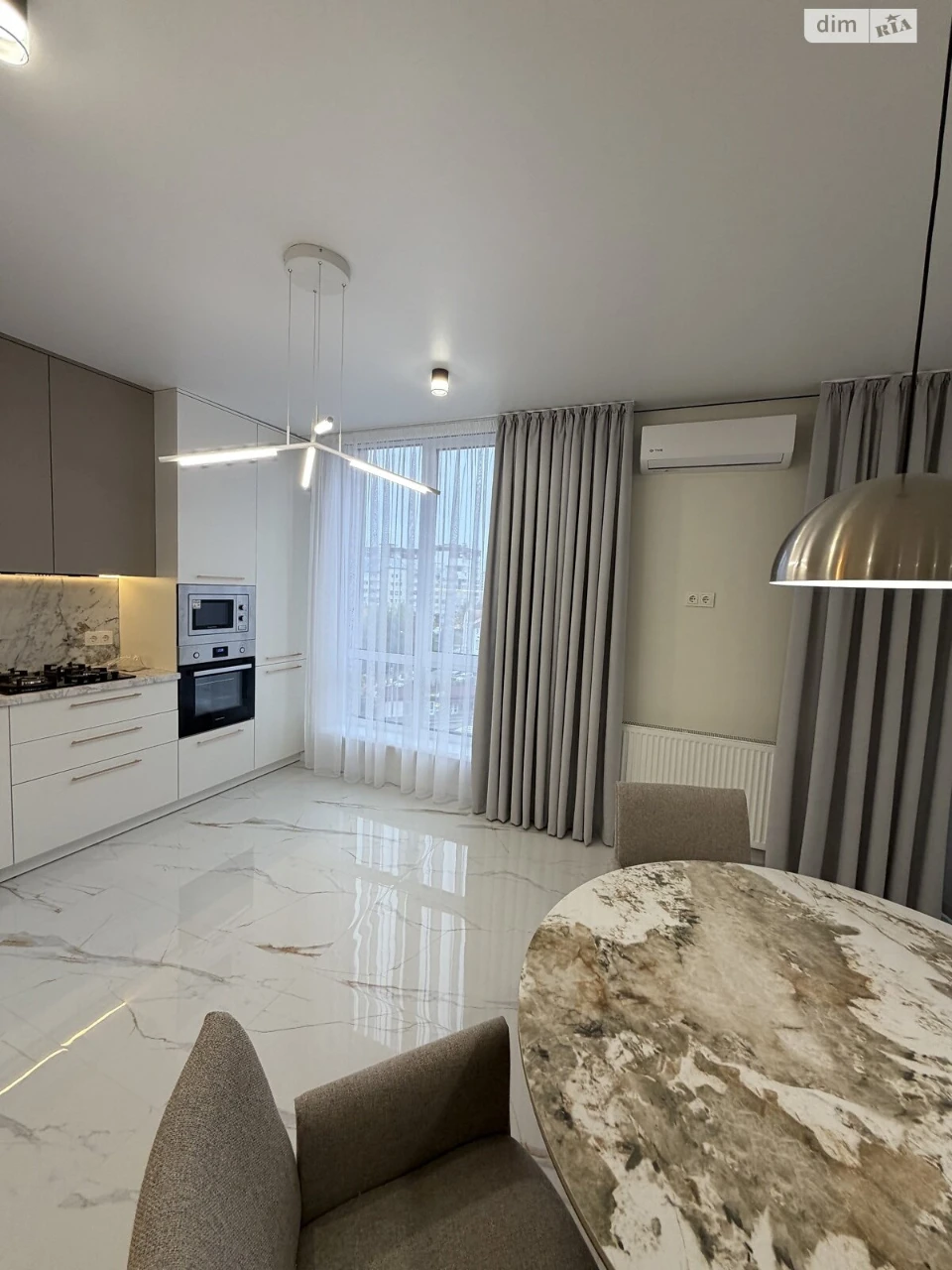 Apartment for Sale in Manhattan