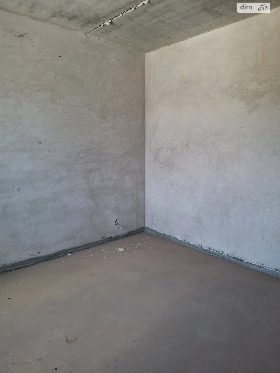 Apartment for Sale, Obolya