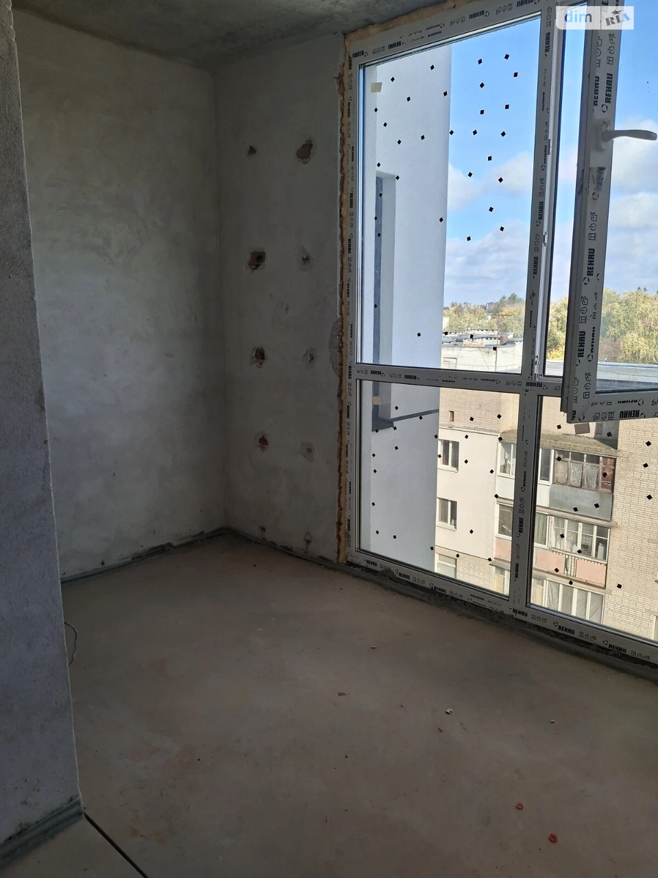 Apartment for Sale, Obolya