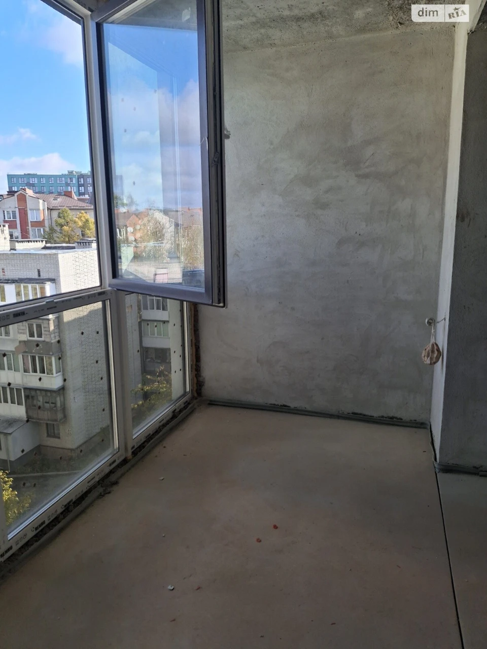 Apartment for Sale, Obolya