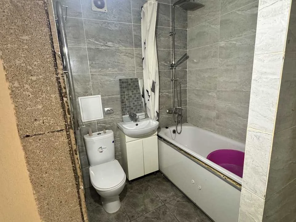 Apartment. Ternopil, Lesi Ukrainky Street