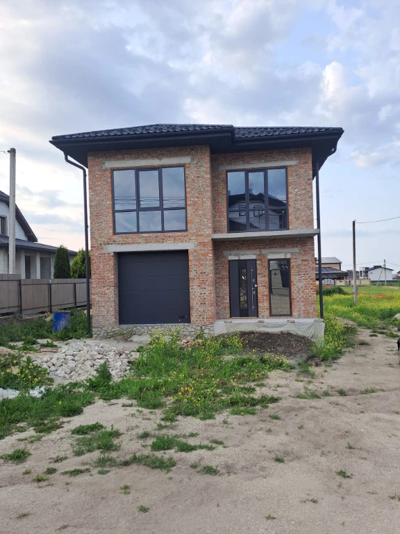 Large Fields House