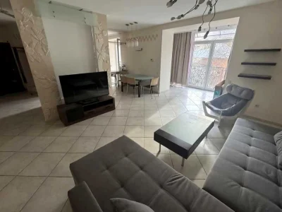 Apartment. Ternopil, Myru Street
