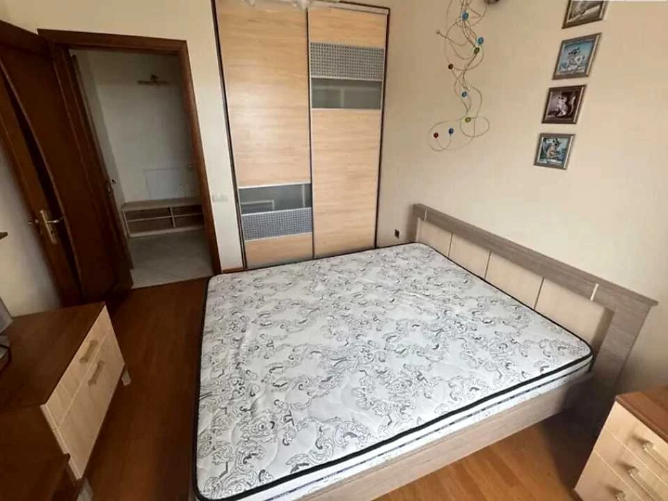 Apartment. Ternopil, Myru Street