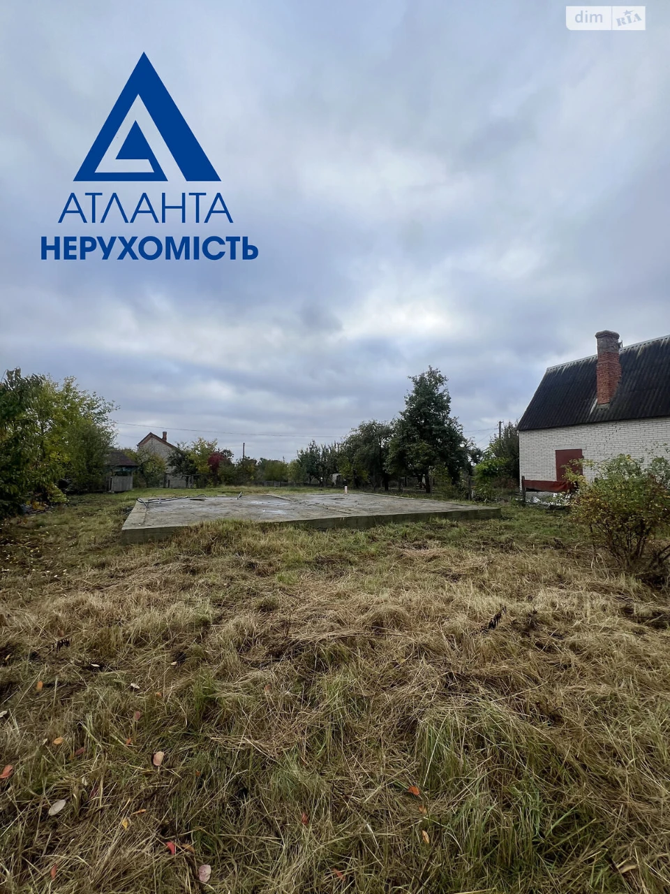 Продаж ділянки під житлову забудову