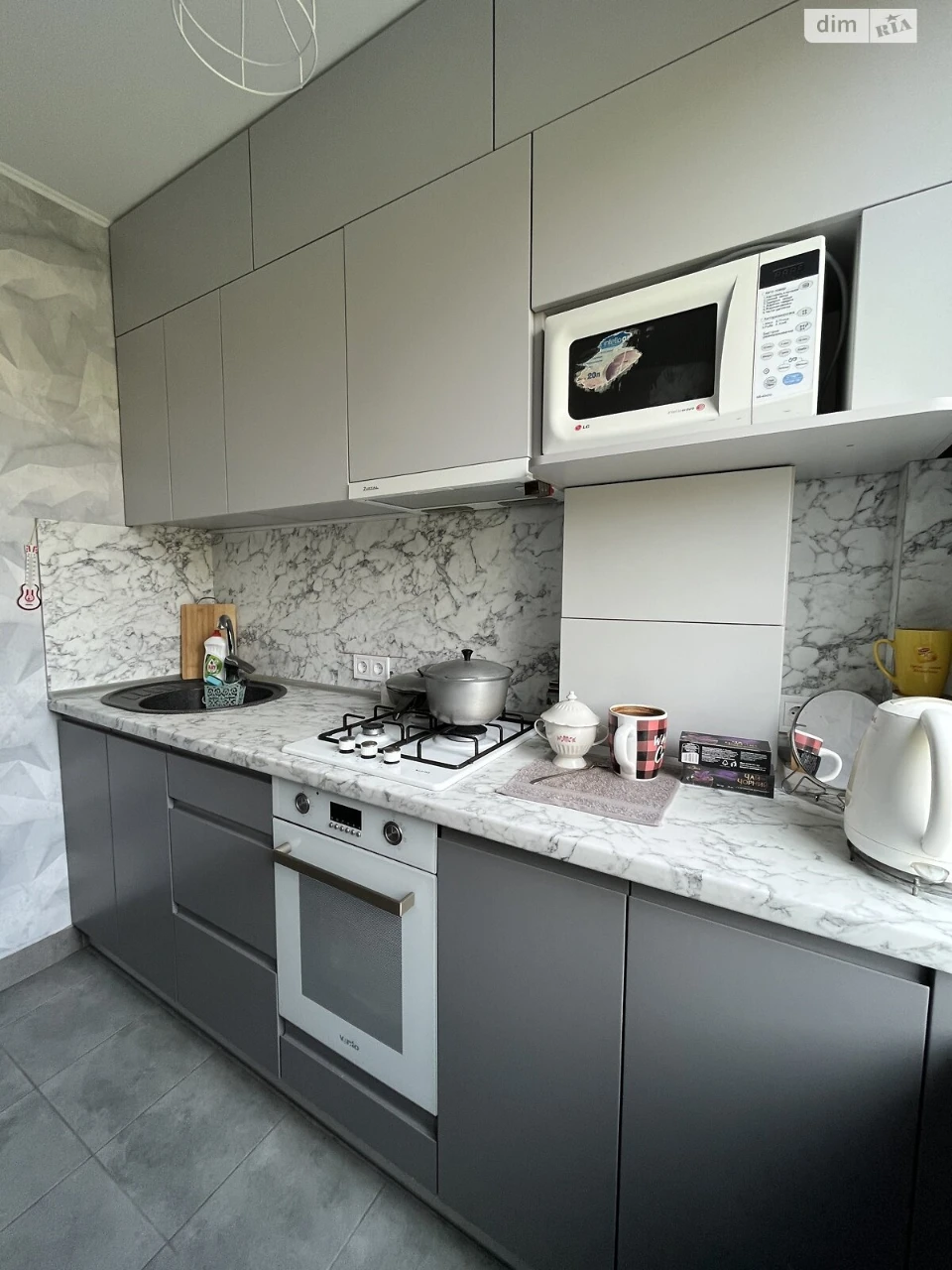 Apartment for Sale - Novosazvodsky