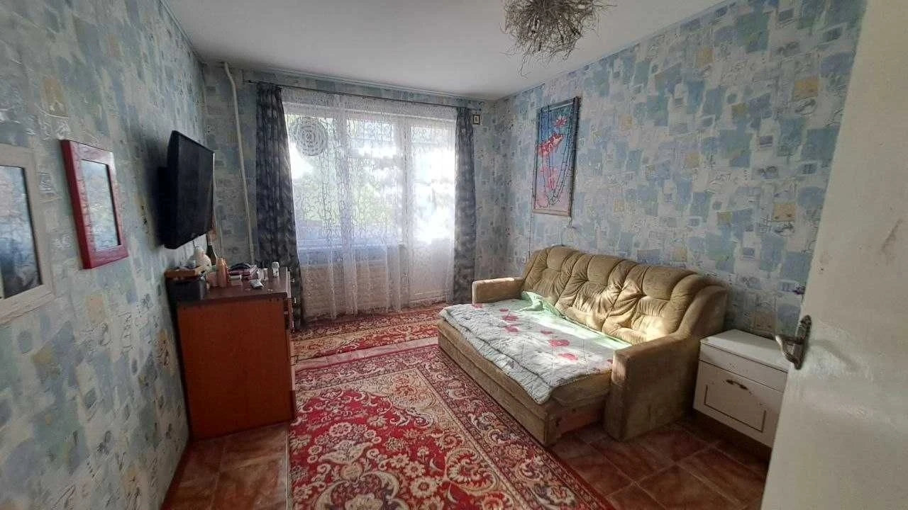 Продается 2-комнатная квартира по адресу проспект Левка Лук'яненка