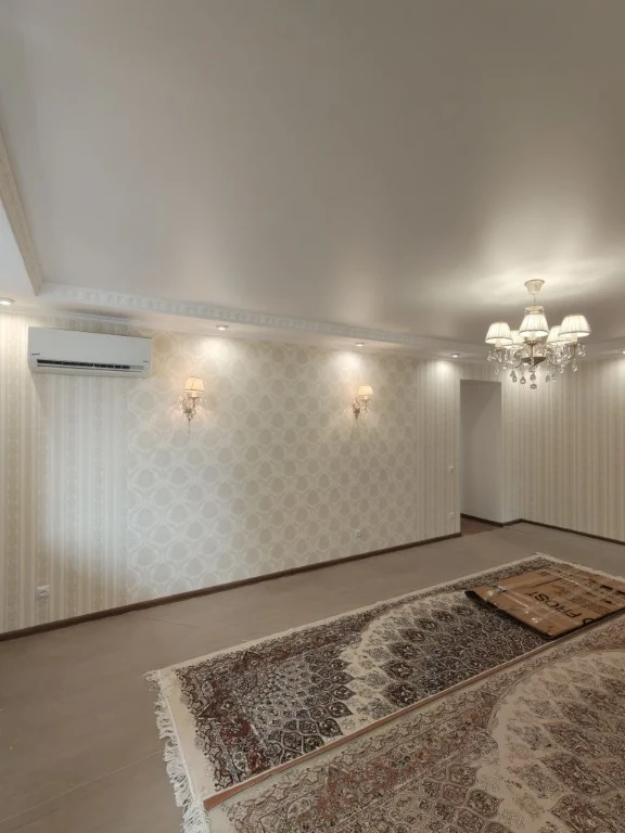 Sale of a 3-bedroom apartment 96.6 sq.m with INDIVIDUAL GAS heating