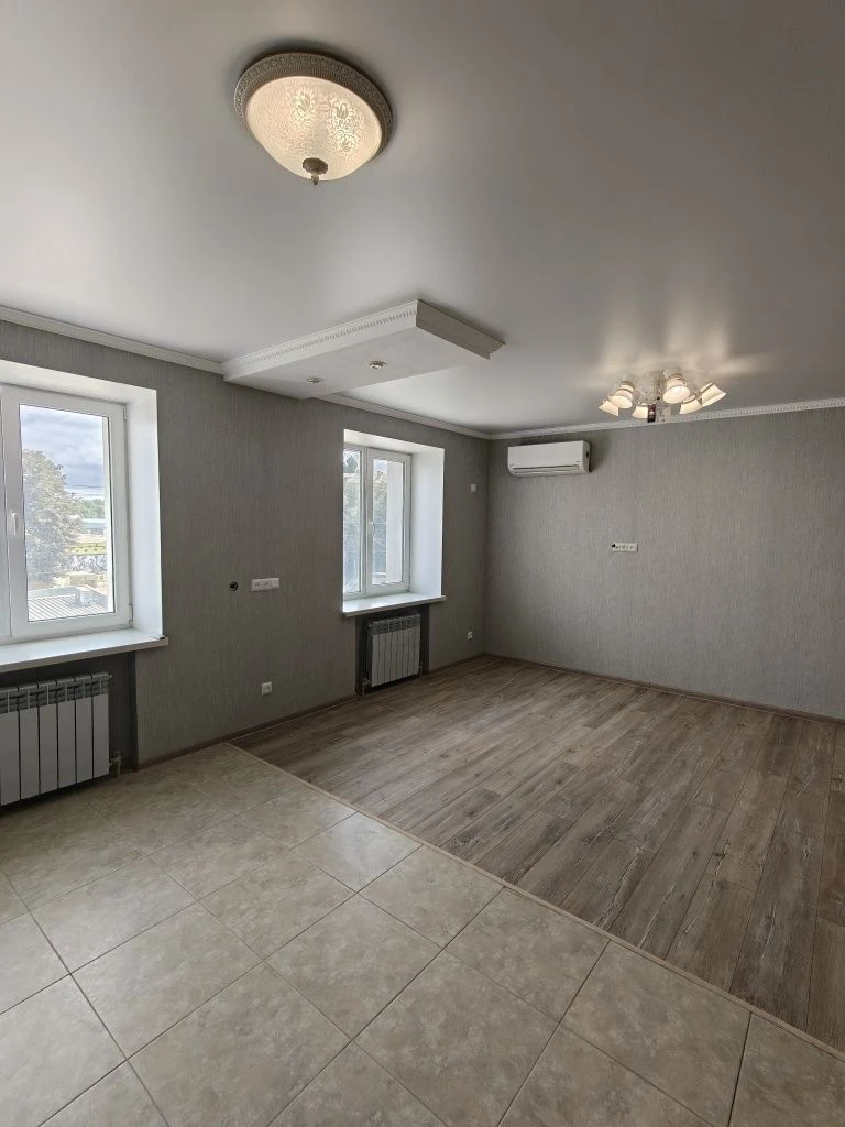 Продаж 3-кімнатної квартири 96,6 м² з АВТОНОМНИМ ГАЗОВИМ опа