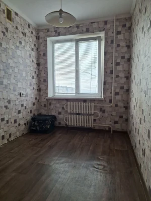 Продам 2к квартиру на Жадова