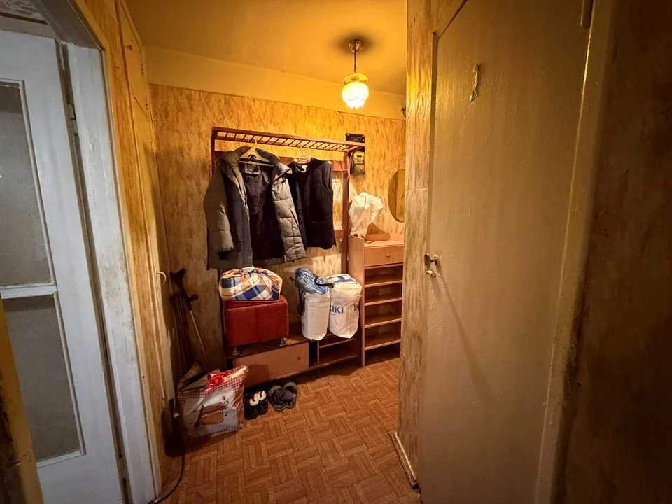 Apartment. Nebesnoy Sotni Street, Chernivtsi