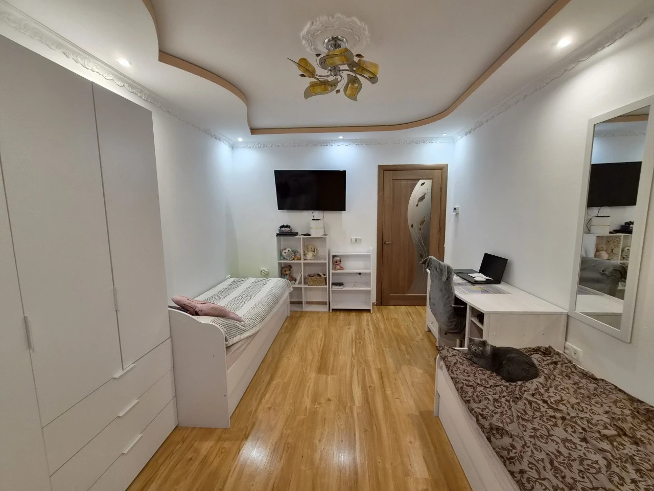 2-кімнатна новобудова, вулиця Незалежності