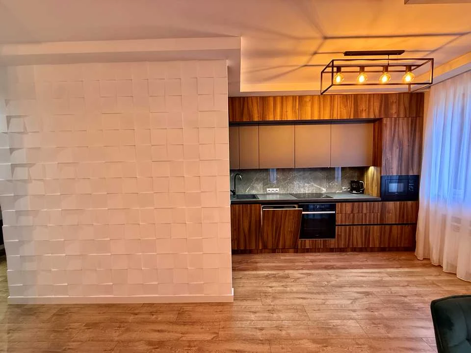 Квартира. В'ячеслава Чорновола, 65 м²