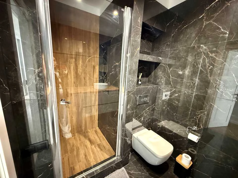Квартира. В'ячеслава Чорновола, 65 м²