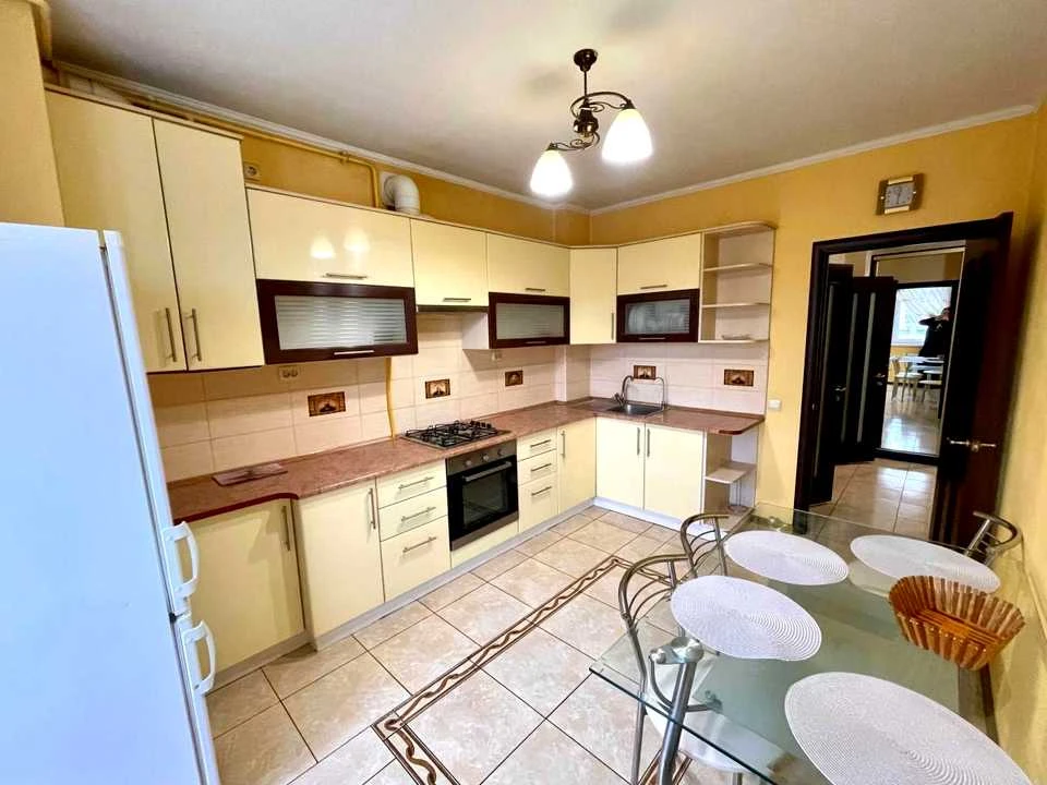 Apartment. George Washington Street, Lviv