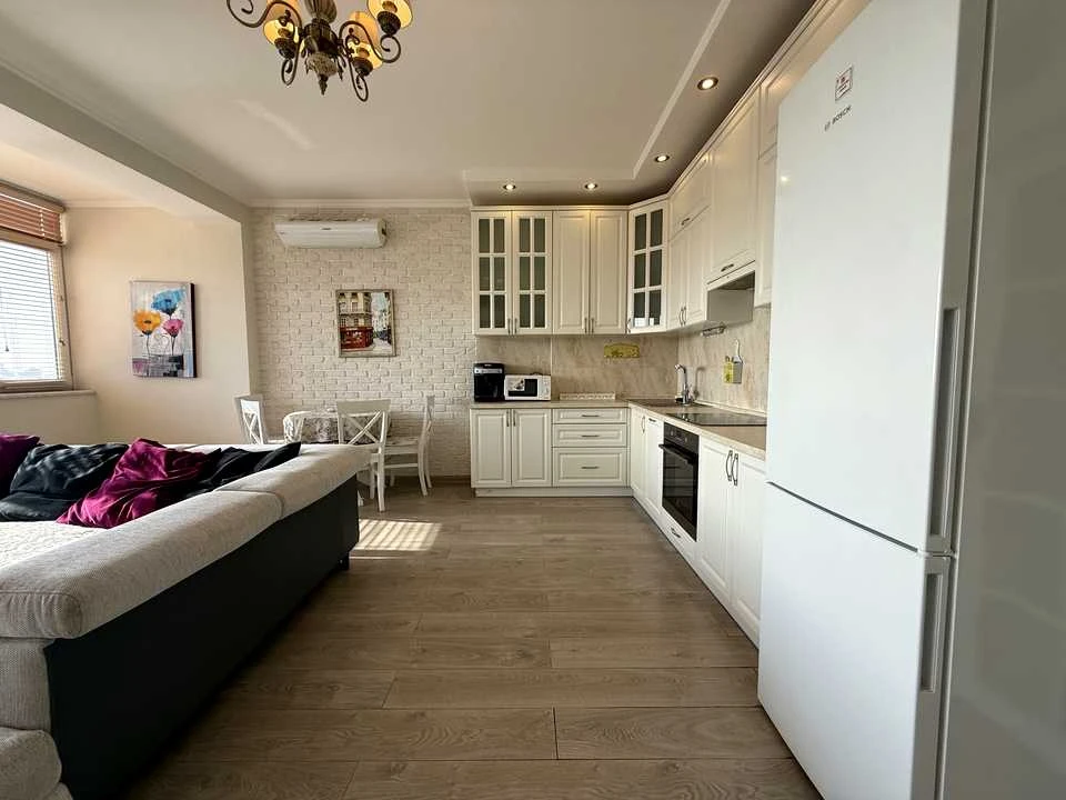 Apartment. Eugene Konovalets st., Kyiv