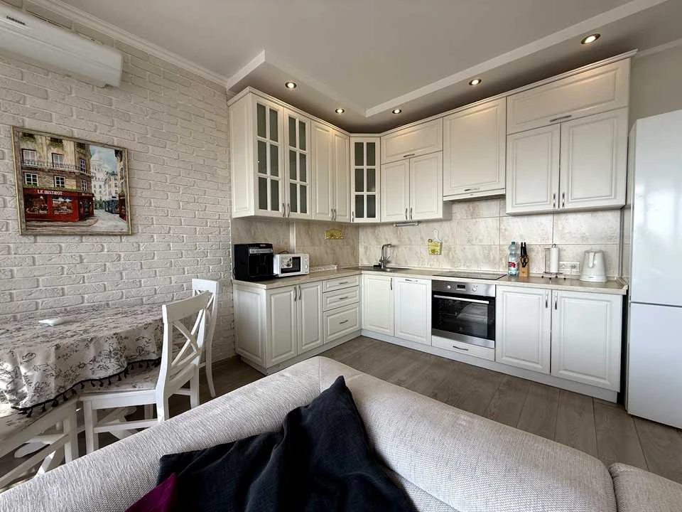 Apartment. Eugene Konovalets st., Kyiv