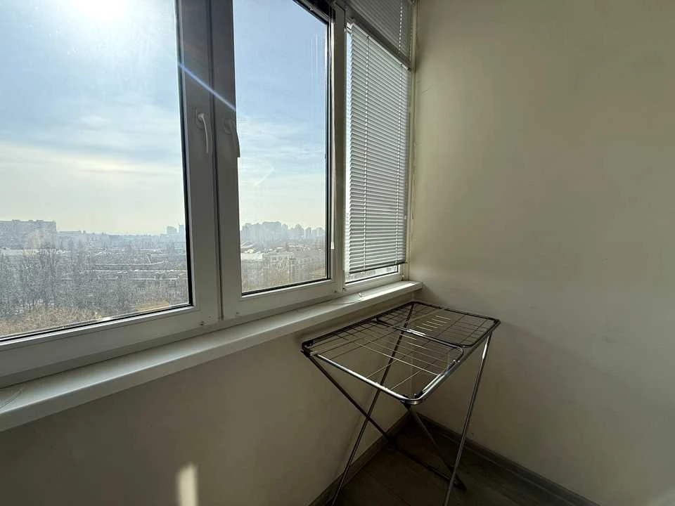 Apartment. Eugene Konovalets st., Kyiv