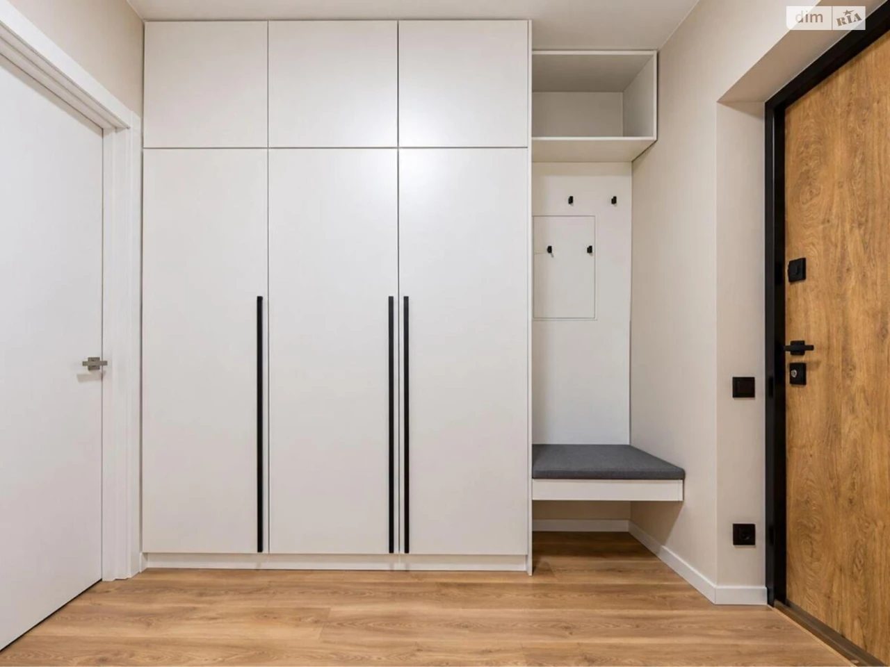 Long Term Rental Apartment in Pyrogiv