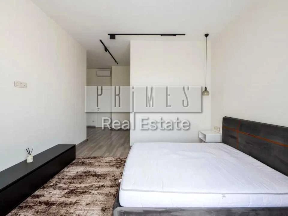 Apartment. Michael Boychuk Street, Pechersk.