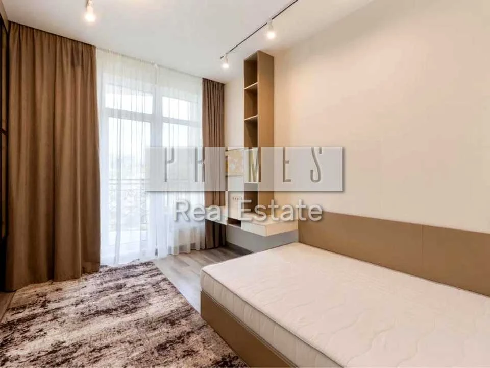 Apartment. Michael Boychuk Street, Pechersk.