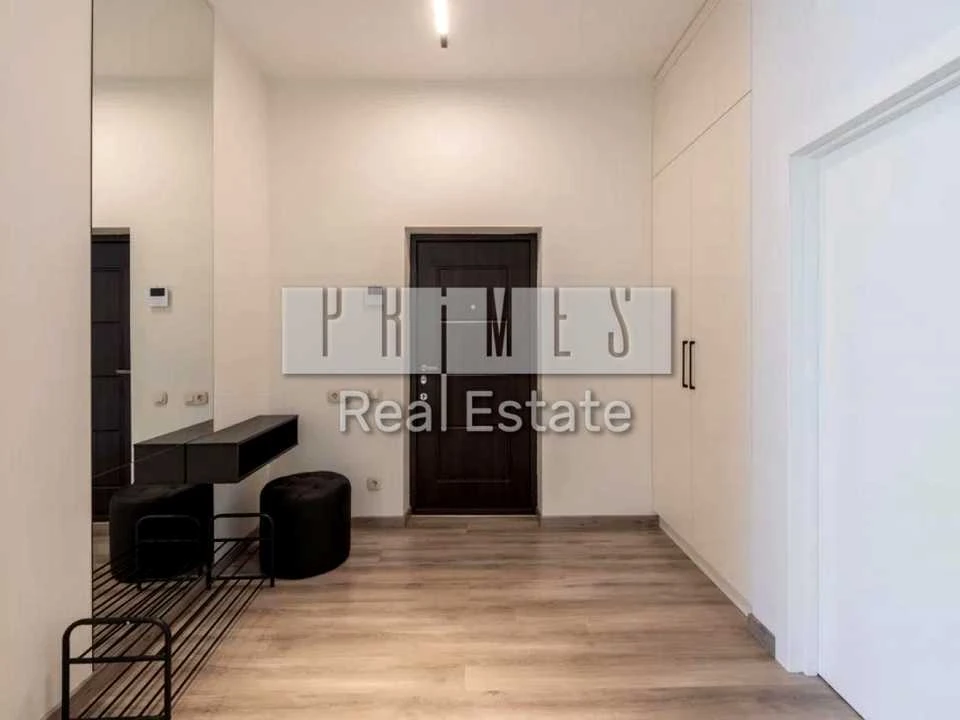 Apartment. Michael Boychuk Street, Pechersk.