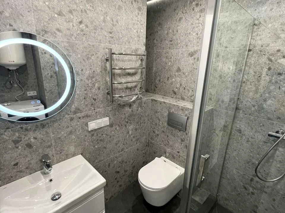 Apartment. Kyiv, Lysogirskiy Prospekt.