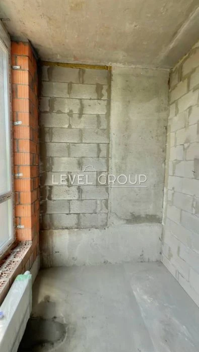 Exclusive offer of a 1-room apartment in a business building