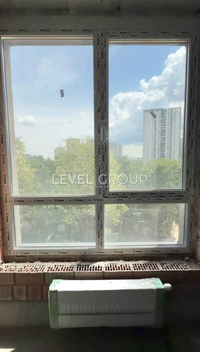 Exclusive offer of a 1-room apartment in a business building
