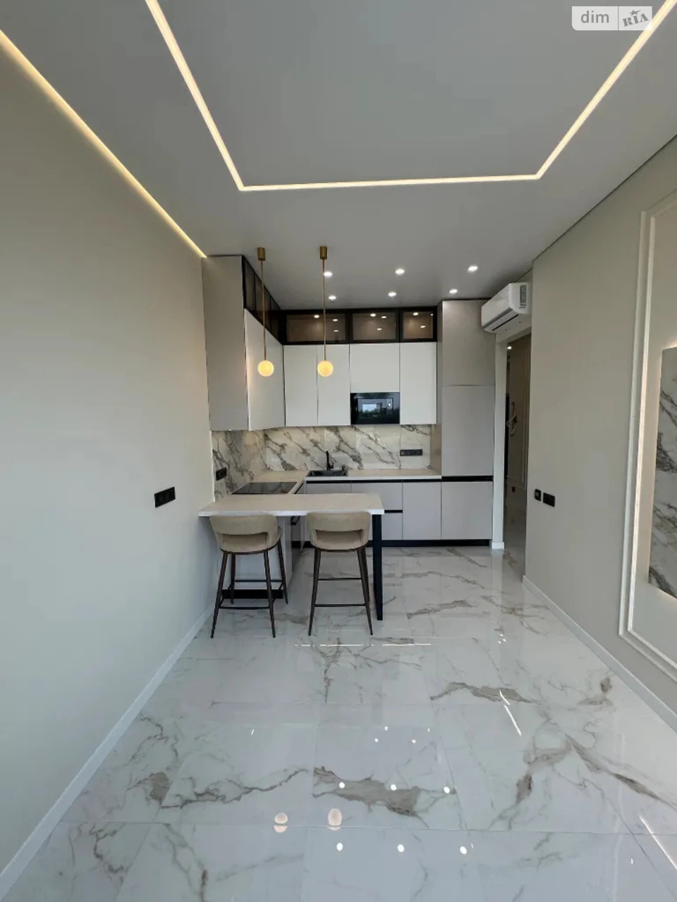 Long-Term Rental Apartment Sobornyi