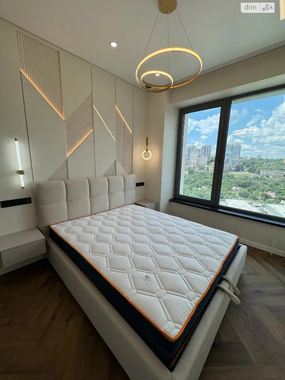 Long-Term Rental Apartment Sobornyi