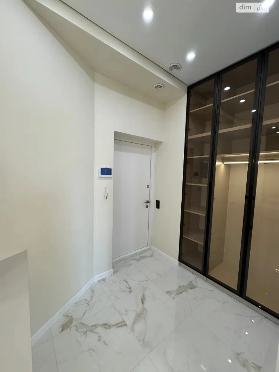 Long-Term Rental Apartment Sobornyi
