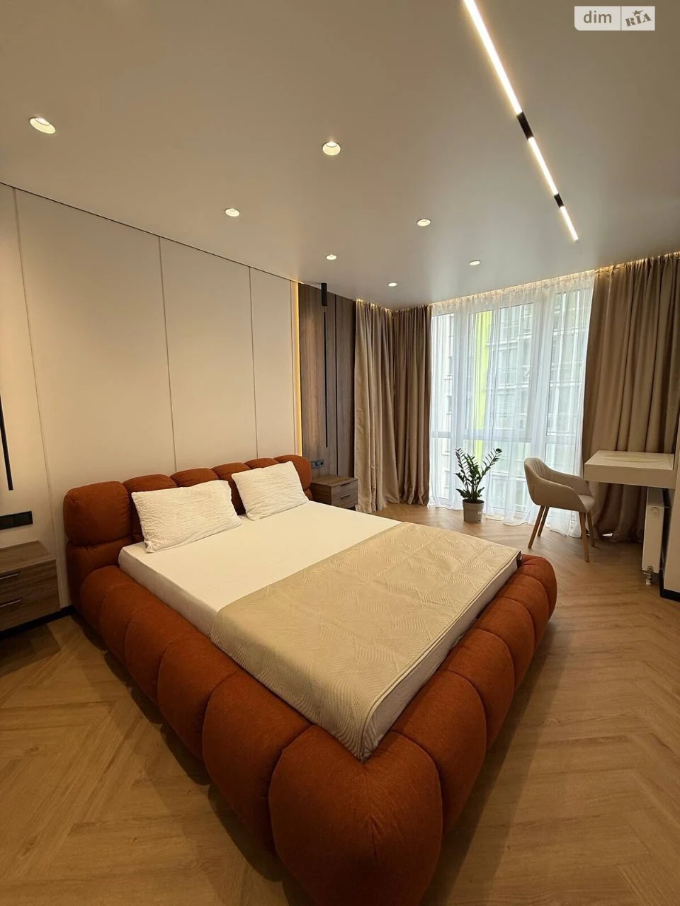 Sale Apartment New Lviv