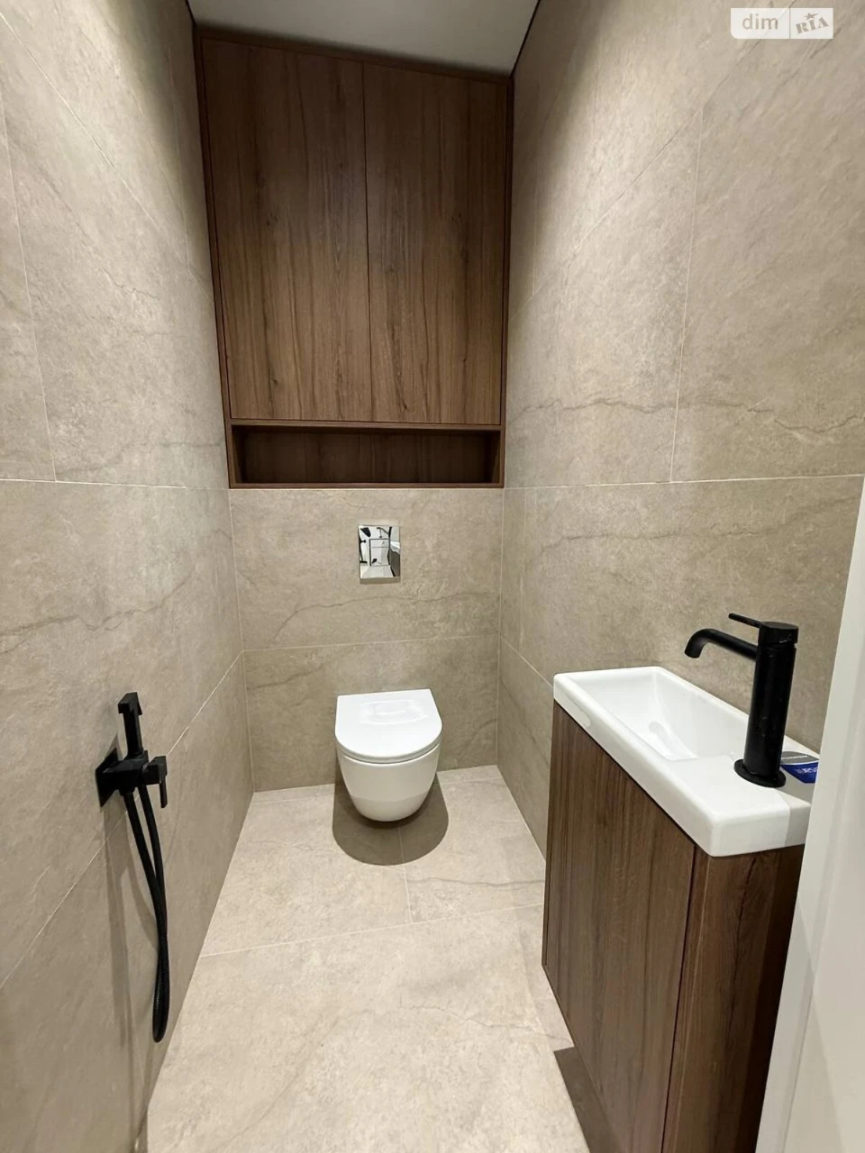 Sale Apartment New Lviv