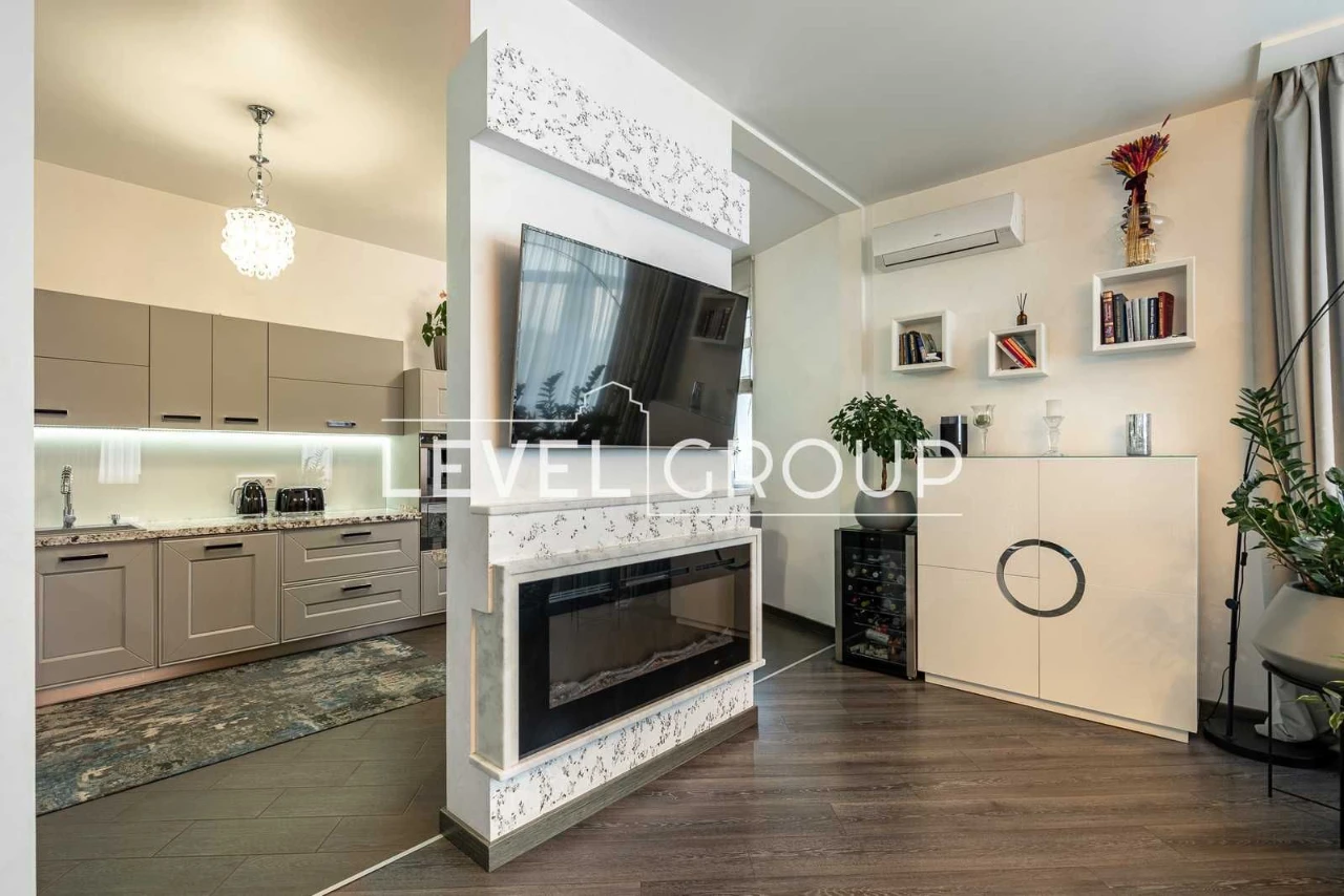 Продаж просторої 3-кімнатній квартири | 154 м² | вул. Преображенська