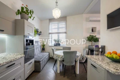 Продаж просторої 3-кімнатній квартири | 154 м² | вул. Преображенська