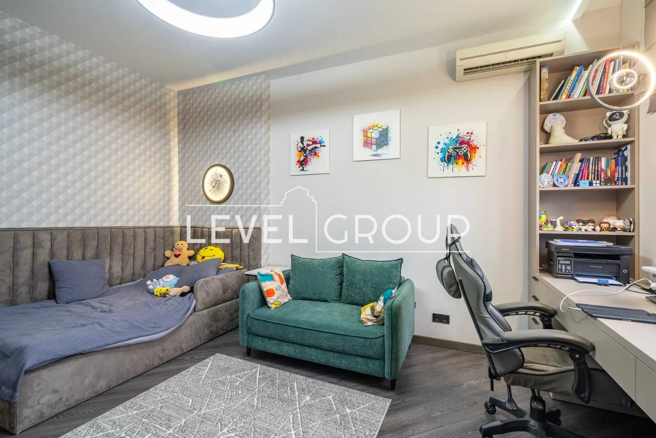 Продаж просторої 3-кімнатній квартири | 154 м² | вул. Преображенська