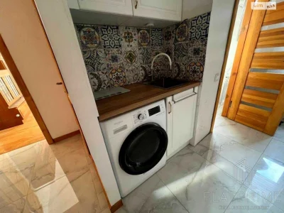 Продажа Квартира в Першотравневе, Масив