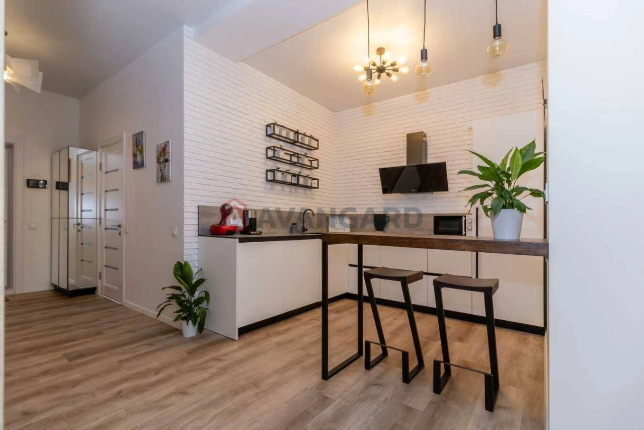 For Sale 2-bedroom apartment, Kyiv, Holosiiv, Saksahans'ka Street