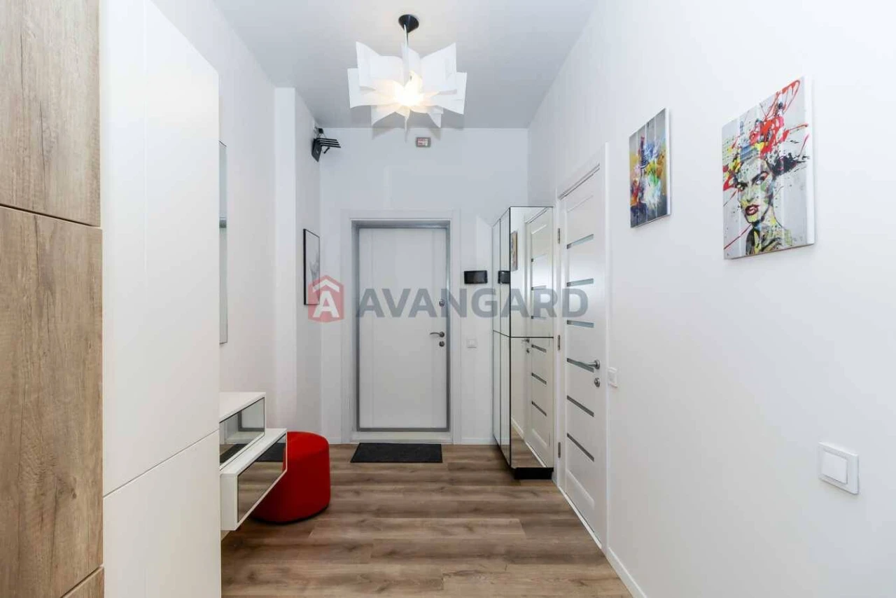 For Sale 2-bedroom apartment, Kyiv, Holosiiv, Saksahans'ka Street