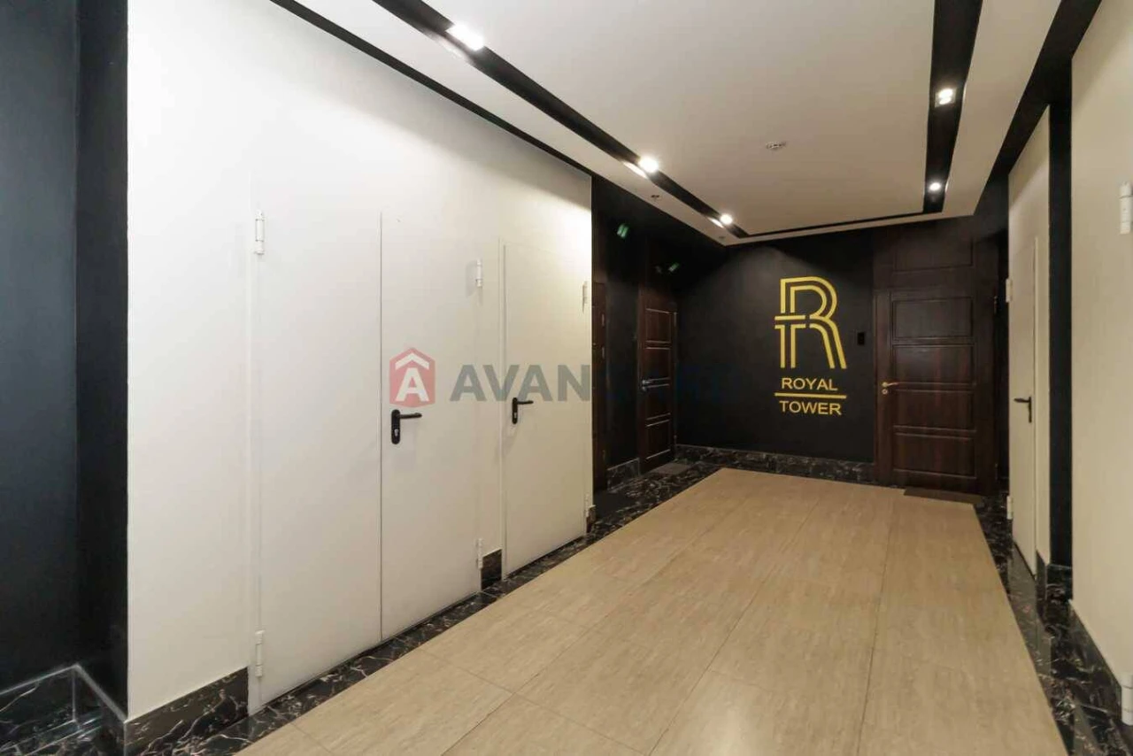 For Sale 2-bedroom apartment, Kyiv, Holosiiv, Saksahans'ka Street