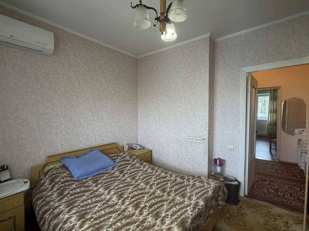 Продам 3-к квартиру Київ, Дарницький, Здолбунівська вул, 7а