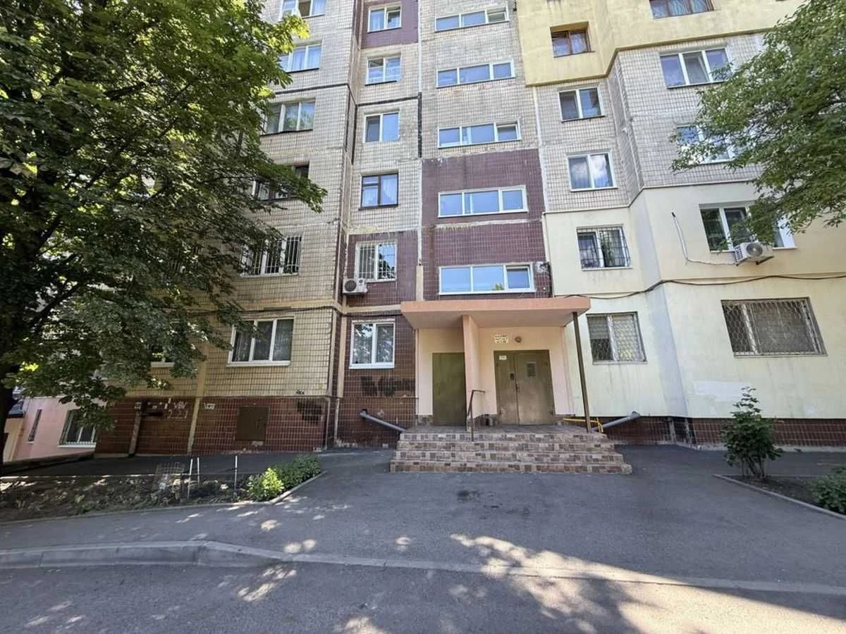 Продам 3-ком. чешку с КАПРЕМОНТОМ на Соколе.