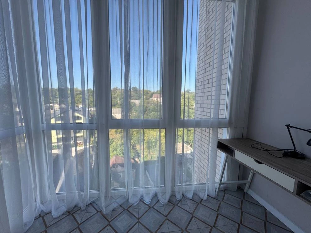 For Sale: 2-room apartment in residential complex "Zatishniy". Victory Mandrykovs