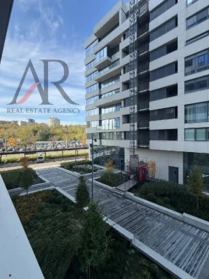 ЖК Порт Сіті, 54,3 м², 900 доларів США, ВИДОВА, Набережна